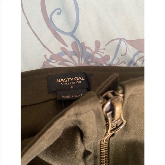 ‼️ SOLD ‼️ Nasty Gal- Military Style Dress Shorts - Size 8 - Picture 9 of 9